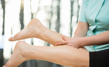 晚上睡觉时腿酸是什么原因 晚上睡觉时腿酸是什么原因