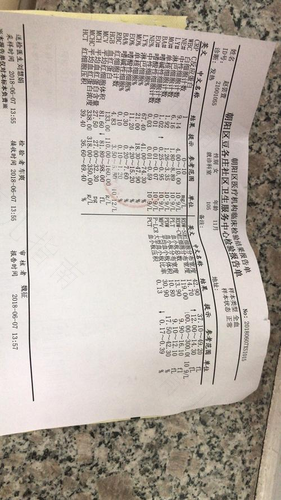 腹痛发烧呕吐是什么原因 腹痛发烧呕吐是什么原因