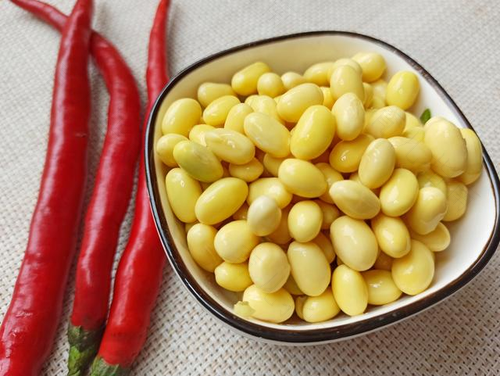 长痘痘能不能吃黄豆酱 长痘痘能不能吃黄豆酱