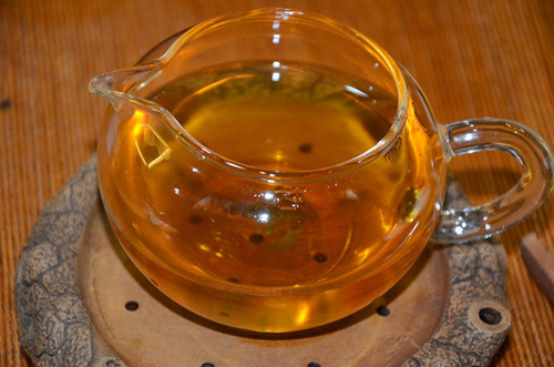 熬夜抽烟喝什么茶好 熬夜抽烟喝什么茶好