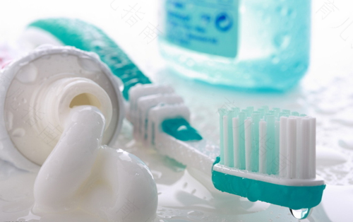 含氟牙膏过敏症状图片 含氟牙膏过敏症状图片