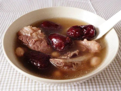 肺炎可以喝什么汤好 肺炎可以喝什么汤好