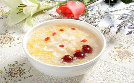 拉肚子吃什么快速止泻 拉肚子吃什么快速止泻