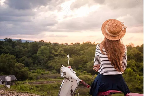 《他乡的童年》：订制教育，每个孩子都值得拥有