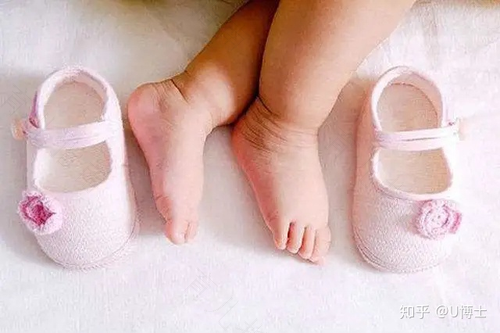 多大的宝宝开始穿鞋比较好