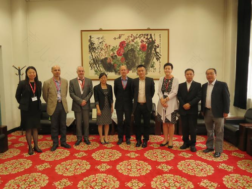 欧盟使馆,英国领事馆领事主持伊索实境少儿英语南京中心开业 欧盟使馆,英国领事馆领事主持伊索实境少儿英语南京中心开业