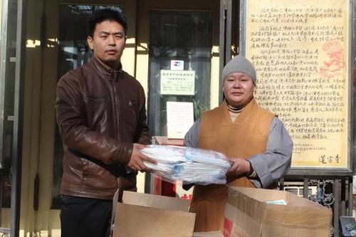 心系天津塘沽——达因小葫芦爱心口罩公益派发中