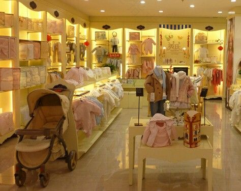 幻曦INFANSY'S与英氏合作，首批门店火爆开业