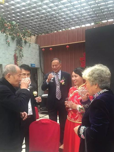 “妈妈最美，比我还漂亮”，暖心女儿一番话，直接融化老母亲内心