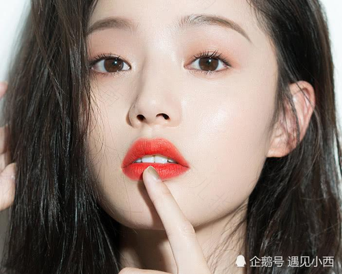 女孩子为什么要涂口红