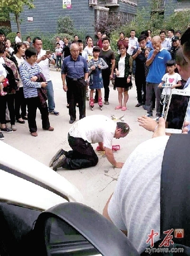 8旬母亲给5旬儿子的惊喜 新闻 8旬母亲给5旬儿子的惊喜 新闻