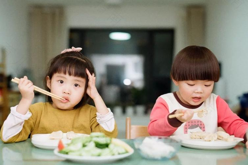 一个小区10个娃5个缺,这种营养现在补还来得及! 一个小区10个娃5个缺,这种营养现在补还来得及!