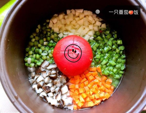 宝宝版“一只番茄饭”大改造,你不可不知的“水”秘诀 宝宝版“一只番茄饭”大改造,你不可不知的“水”秘诀