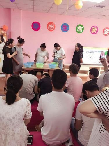 智能哺乳新时代 乐活.美妈沙龙 智能哺乳新时代 乐活.美妈沙龙