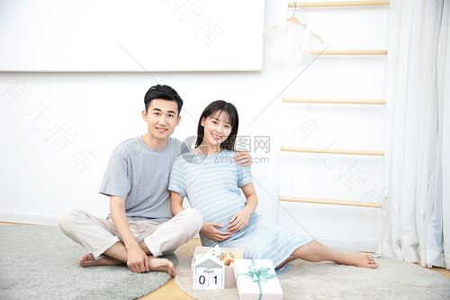准妈妈艰辛多 准爸爸也不易 准妈妈艰辛多 准爸爸也不易