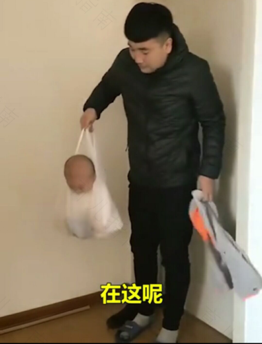 冬天带娃娃晒太阳