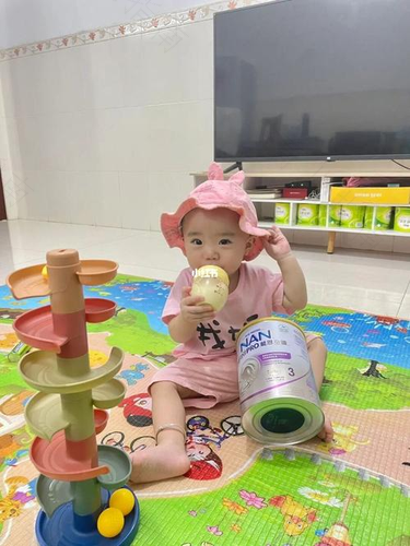 婴儿几个月会变得白白胖胖 婴儿几个月会变得白白胖胖